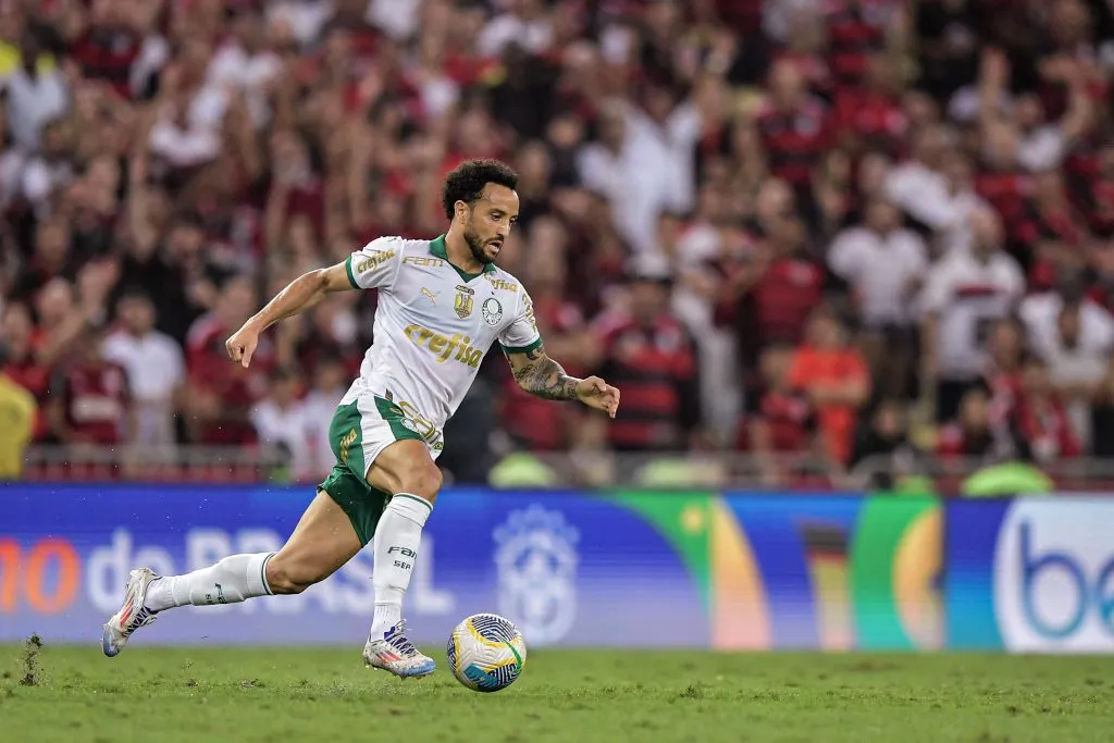 RJ – RIO DE JANEIRO – 31/07/2024 – BRASILEIRO A 2024, FLAMENGO X PALMEIRAS – Felipe Anderson jogador do Palmeiras durante partida contra o Flamengo no estadio Maracana pelo campeonato Brasileiro A 2024. Foto: Thiago Ribeiro/AGIF