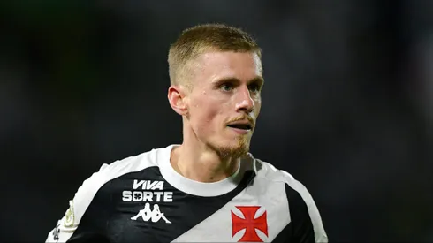Maxime Dominguez jogador do Vasco durante partida contra o Juventude no estadio Sao Januario pelo campeonato Brasileiro A 2024. Foto: Thiago Ribeiro/AGIF