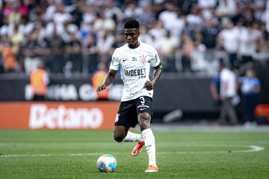 SP – SAO PAULO – 14/04/2024 – BRASILEIRO A 2024, CORINTHIANS X ATLETICO-MG – Felix Torres jogador do Corinthians durante partida contra o Atletico-MG no estadio Arena Corinthians pelo campeonato Brasileiro A 2024. Foto: Leonardo Lima/AGIF