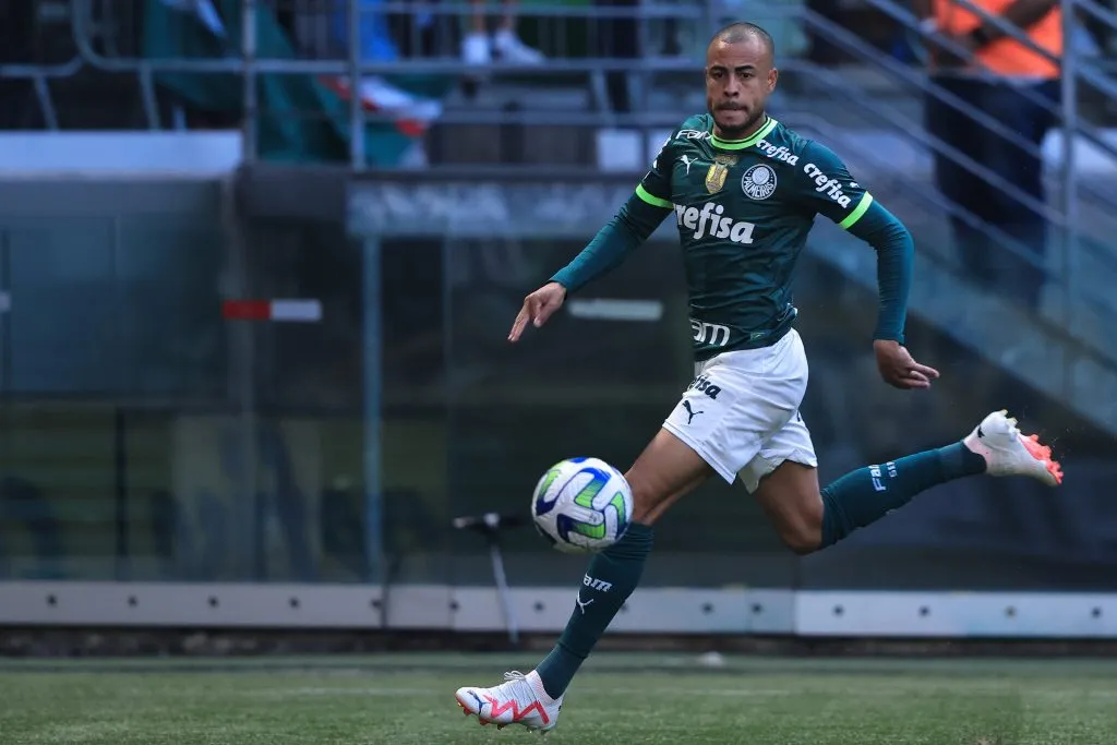 SP – SAO PAULO – 22/07/2023 – BRASILEIRO A 2023, PALMEIRAS X FORTALEZA – Mayke jogador do Palmeiras durante partida contra o Fortaleza no estadio Arena Allianz Parque pelo campeonato Brasileiro A 2023. Foto: Ettore Chiereguini/AGIF