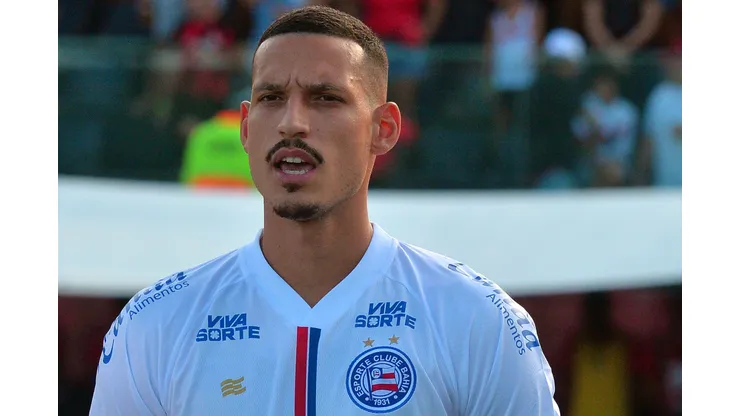 Gabriel Xavier durante confronto entre Bahia e Vitória no Campeoanto Baiano de 2025.