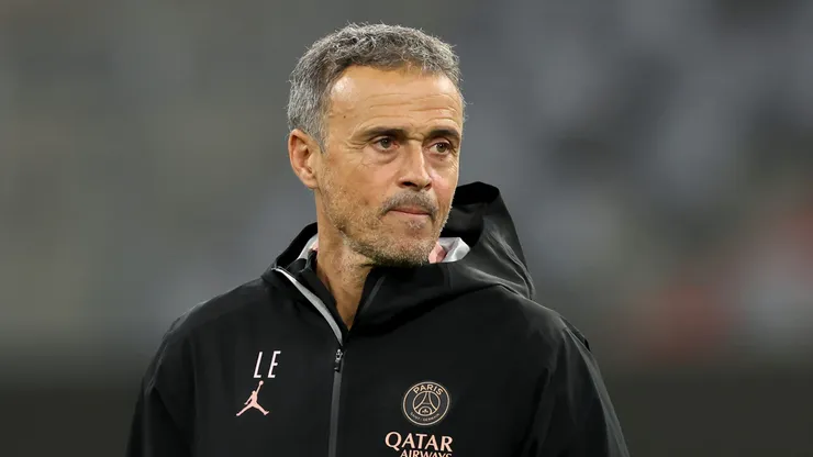 MUNICH, GERMANY - NOVEMBER 25: Luis Enrique, head coach of PSG looks on during the UEFA Champions League 2024/25 League Phase MD5 training session at Football Arena Munich on November 25, 2024 in Munich, Germany. (Photo by Alexander Hassenstein/Getty Images)