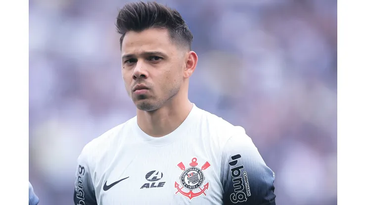 Romero durante confronto contra o Atlético-GO no Brasileirão 2024.
