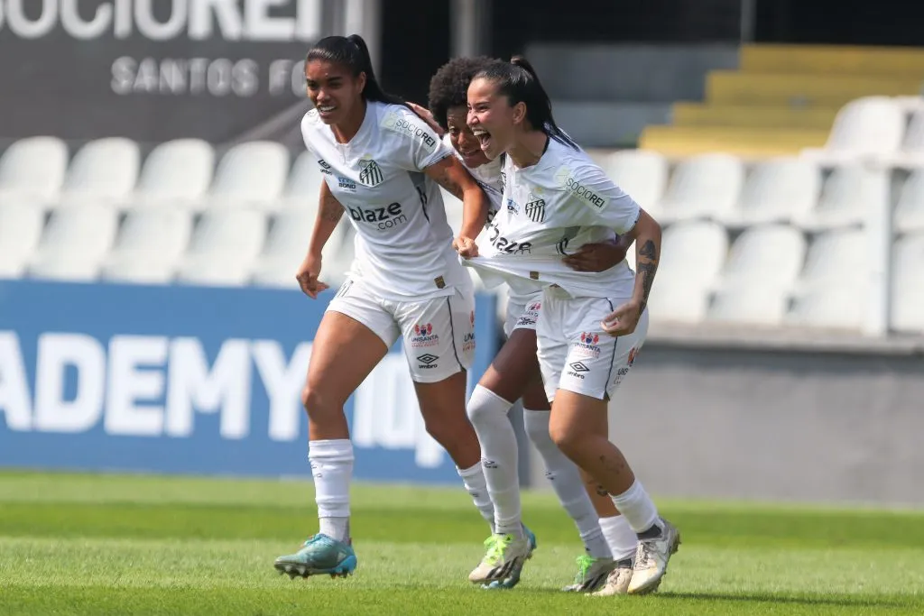 Jogadoras do Vasco da Gama Foto: Reinaldo Campos/AGIF