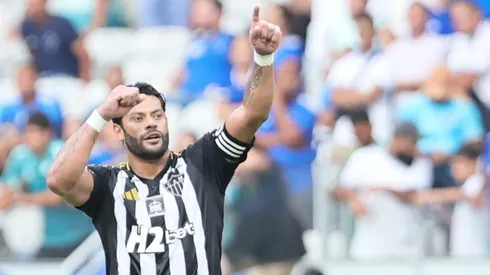 Hulk jogador do Atletico-MG comemora seu gol durante partida contra o Cruzeiro