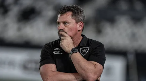 Fábio Matias durante confronto contra o Bragantino na Libertadores de 2024.
