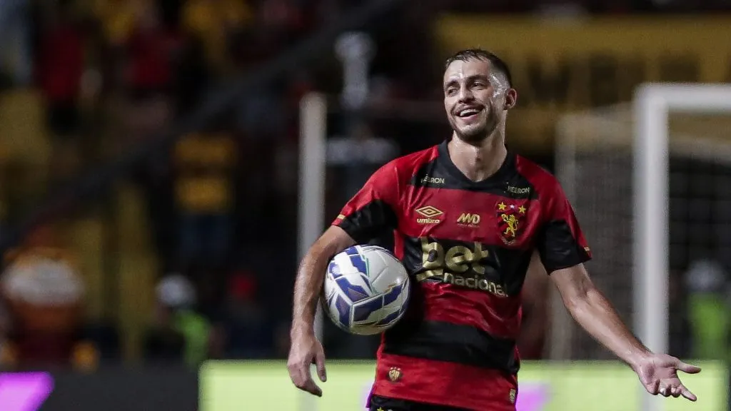 Hyoran em partida pelo Sport. Foto: Rafael Vieira/AGIF