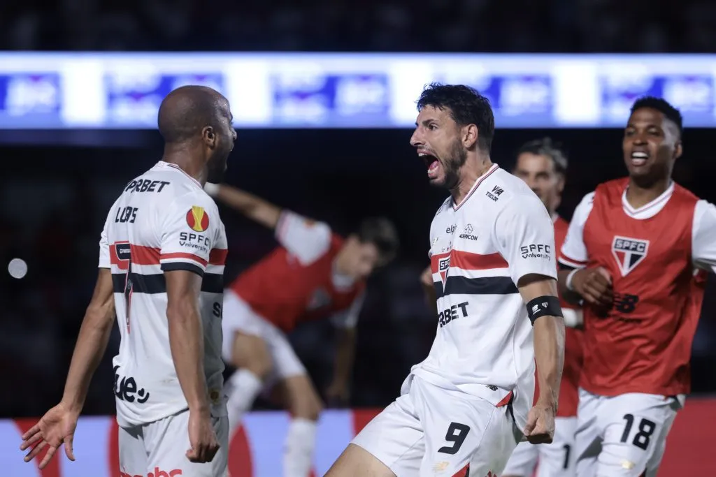 Atlético-MG x São Paulo acontece neste domingo