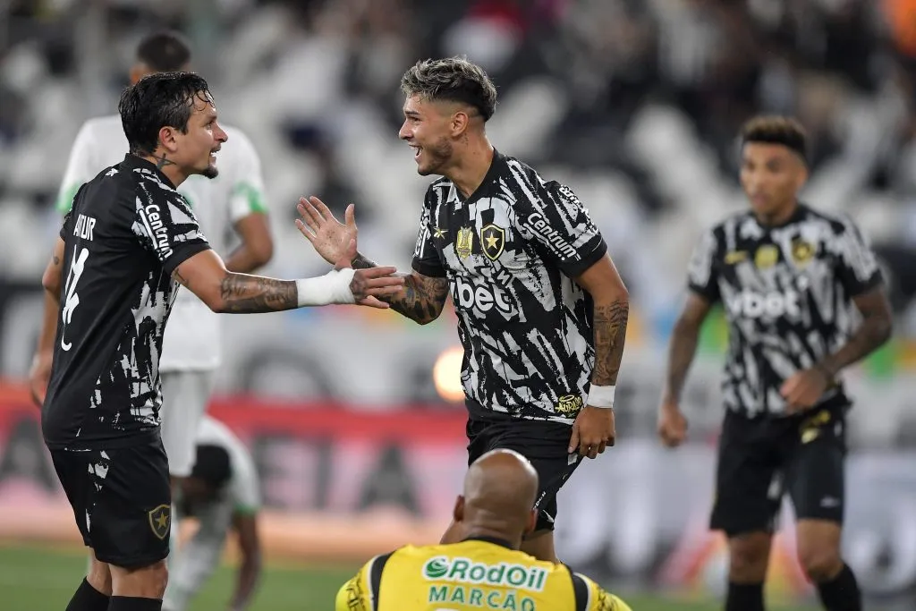SP – RIO DE JANEIRO – 05/04/2025 – BRASILEIRO A 2025, BOTAFOGO X JUVENTUDE – Mateo Ponte jogador do Botafogo comemora seu gol durante partida contra o Juventude no estadio Engenhao pelo campeonato Brasileiro A 2025. Foto: Thiago Ribeiro/AGIF