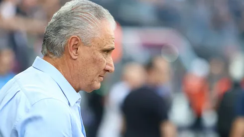 Tite tecnico do Corinthians durante partida contra o Flamengo.