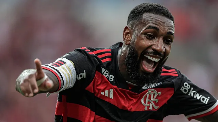 Gerson em partida pelo Flamengo. Foto: Thiago Ribeiro/AGIF