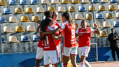Equipe Feminina do Internacional (Foto: Juliana Zanatta / SC Internacional)