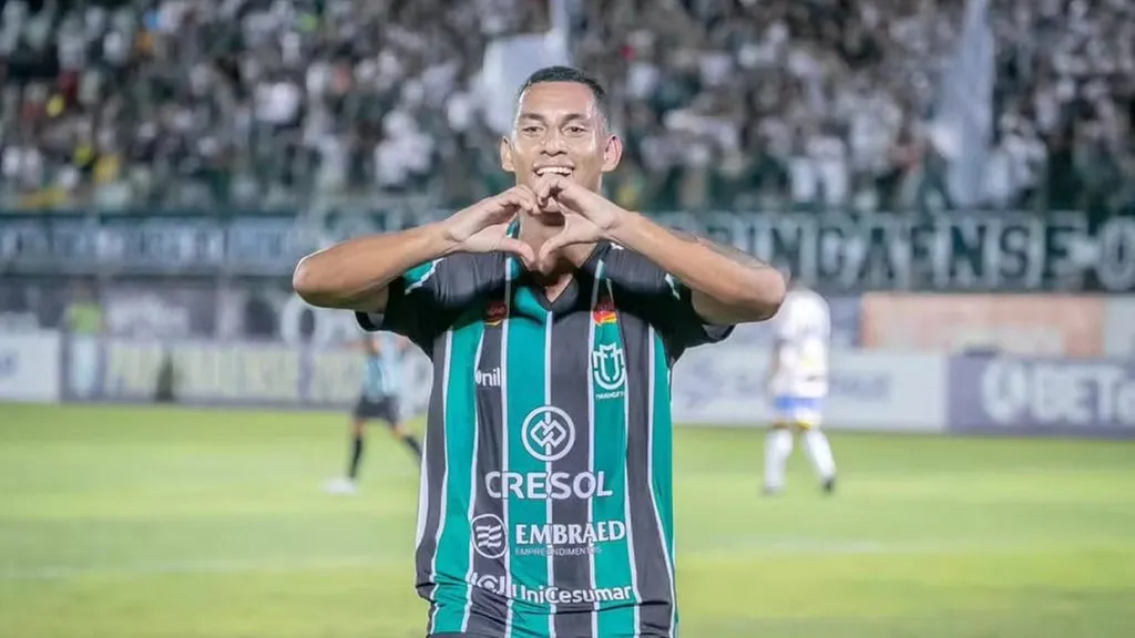 Volante Rodrigo, novo reforço do Fortaleza. Foto:&nbsp;Fernando Teramatsu / Maringá