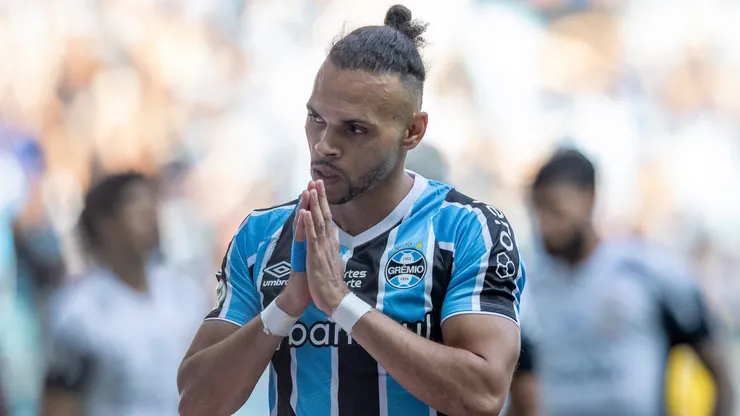 Braithwaite jogador do Gremio lamenta durante partida contra o Corinthians no estadio Arena do Gremio pelo campeonato Brasileiro A 2024.