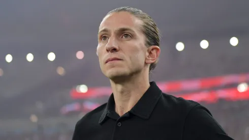 Filipe Luis tecnico do Flamengo durante partida contra o Internacional no estadio Maracana pelo campeonato Brasileiro A 2025. Foto: Thiago Ribeiro/AGIF