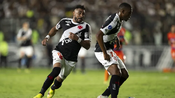 Payet jogador do Vasco durante partida contra o Puerto Cabello no estádio São Januário pelo campeonato Copa Sul-americana 2025. Foto: Jorge Rodrigues/AGIF