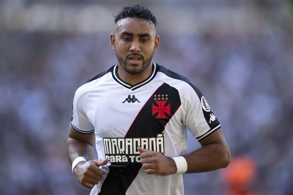 RJ – RIO DE JANEIRO – 17/03/2024 – CARIOCA 2024, NOVA IGUACU X VASCO – Payet jogador do Vasco durante partida contra o Nova Iguacu no estadio Maracana pelo campeonato Carioca 2024. Foto: Jorge Rodrigues/AGIF