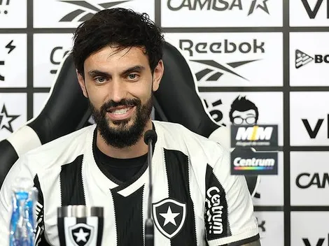 Mastriani fala sobre estreia no Botafogo e faz projeções