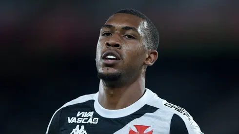 RJ - RIO DE JANEIRO - 05/03/2025 - COPA DO BRASIL 2025, NOVA IGUACU X VASCO - Rayan jogador do Vasco comemora seu gol durante partida contra o Nova Iguacu no estadio Engenhao pelo campeonato Copa Do Brasil 2025. Foto: Thiago Ribeiro/AGIF