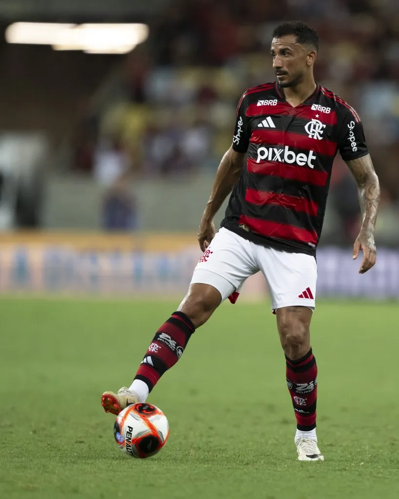 Danilo jogador do Flamengo durante partida contra o Marica no estadio Maracana pelo campeonato Carioca 2025. Foto: Jorge Rodrigues/AGIF