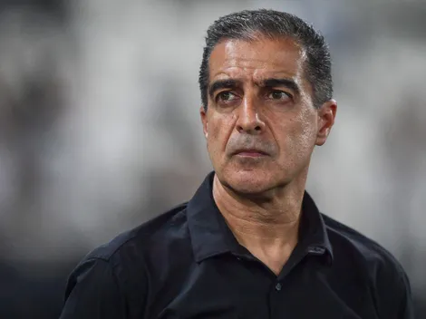 Paiva se manifesta e discorda da torcida após derrota do Botafogo