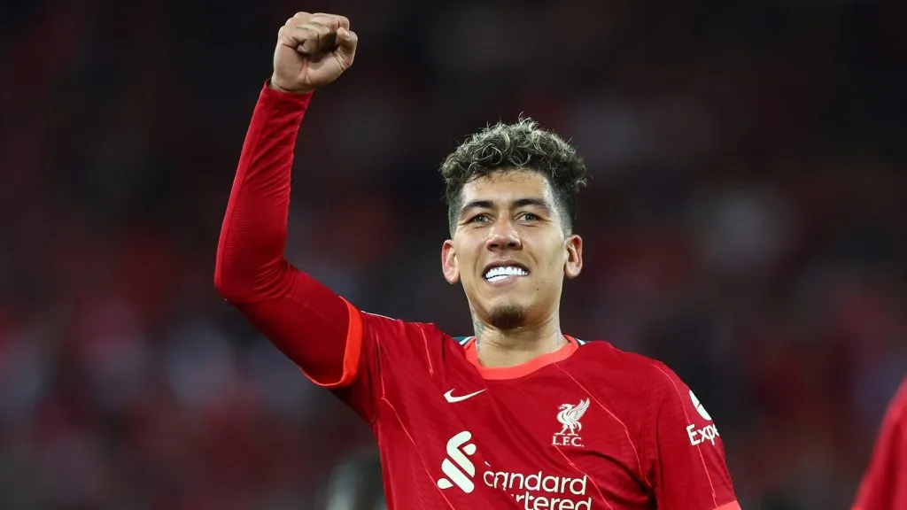 Roberto Firmino em partida pelo Liverpool. (Photo by Clive Brunskill/Getty Images)