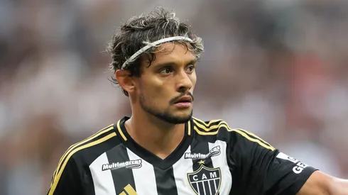 SP – BELO HORIZONTE – 06/04/2025 – BRASILEIRO A 2025, ATLETICO-MG X SAO PAULO – Gustavo Scarpa jogador do Atletico-MG durante partida contra o Sao Paulo no estadio Mineirao pelo campeonato Brasileiro A 2025. Foto: Gilson Lobo/AGIF