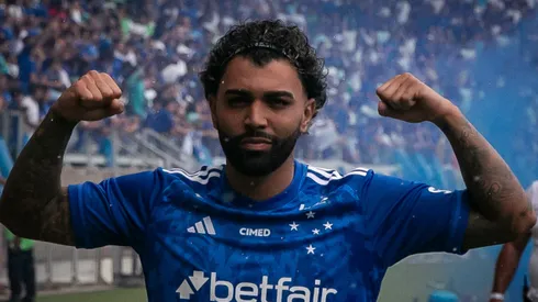 Gabigol em apresentação no Cruzeiro. Foto: Fernando Moreno/AGIF