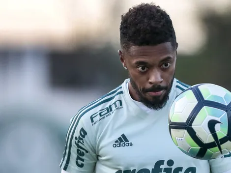 Michel Bastos fez isso contra o Sport e gerou polêmica
