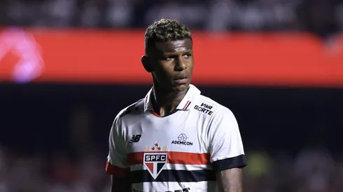 Arboleda desfalcou o São Paulo contra o Cruzeiro.