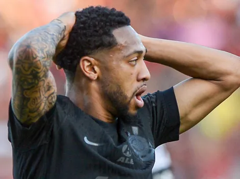 Martínez é questionado sobre lesões no Corinthians e 'culpa' calendário