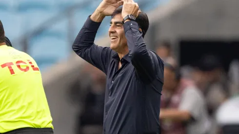 Gustavo Quinteros técnico do Grêmio durante partida contra o Flamengo no estadio Arena do Gremio pelo campeonato Brasileiro A 2025.
