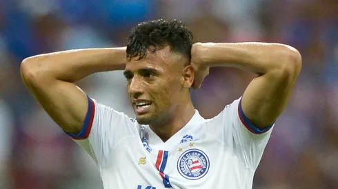 Lucho pode ser desfalque novamente no Bahia.