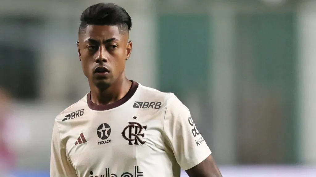 Bruno Henrique em partida pelo Flamengo. Foto: Gilson Lobo/AGIF