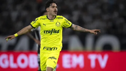 Mauricio jogador do Palmeiras comemora seu gol durante partida contra o Botafogo no estadio Engenhao pelo campeonato Copa Libertadores 2024.