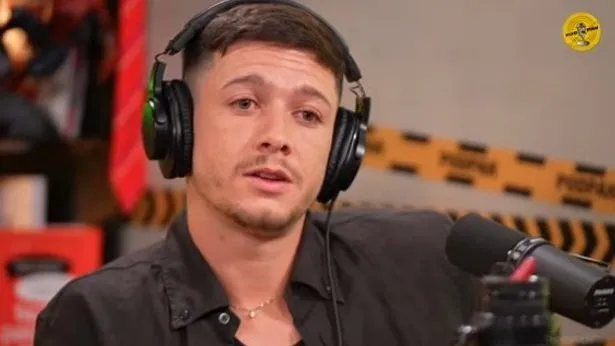 Rodrigo Garro em entrevista ao Podpah. Reprodução YouTube.