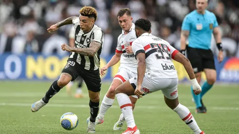 Botafogo x São Paulo se enfrentam nesta quarta. (Foto: Thiago Ribeiro/AGIF