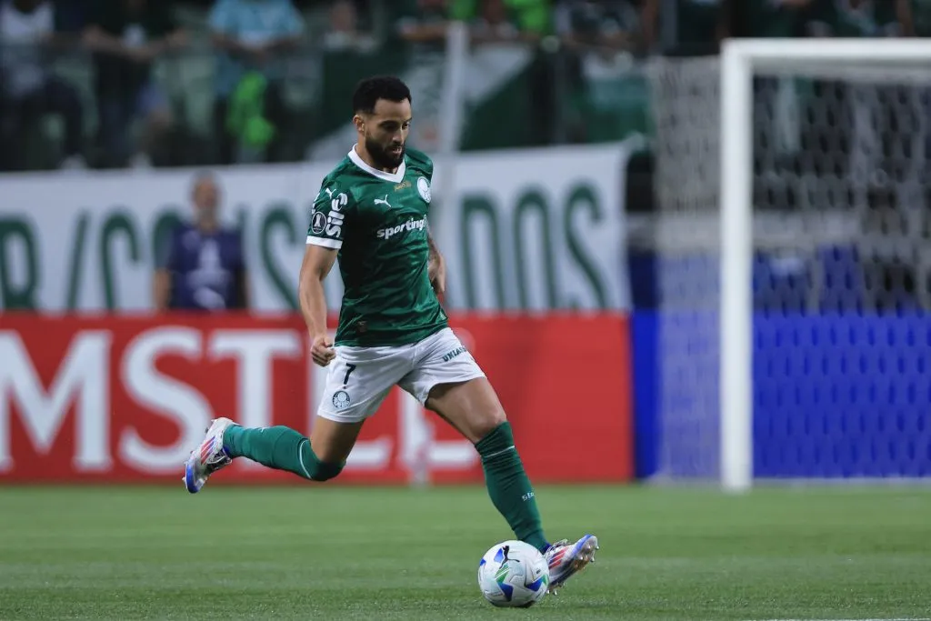 Felipe Anderson jogador do Palmeiras durante partida contra o Cerro Porteno no estadio Arena Allianz Parque pelo campeonato Copa Libertadores 2025. Foto: Ettore Chiereguini/AGIF