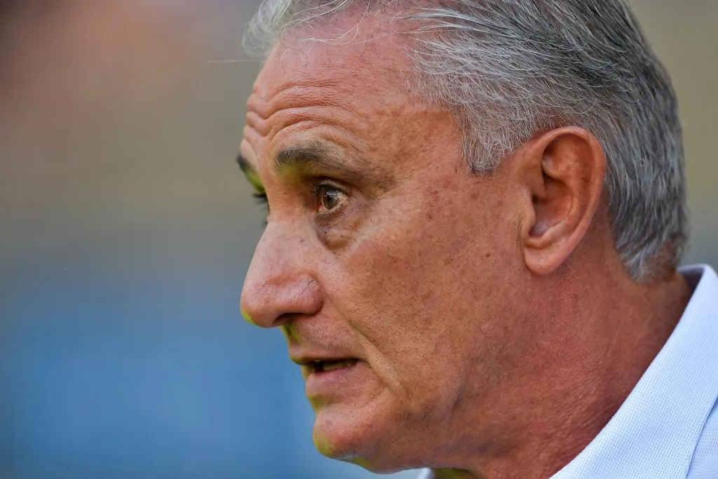 SP – RIO DE JANEIRO – 02/06/2024 – BRASILEIRO A 2024, VASCO X FLAMENGO – Tite tecnico do Flamengo durante partida contra o Vasco no estadio Maracana pelo campeonato Brasileiro A 2024. Foto: Thiago Ribeiro/AGIF