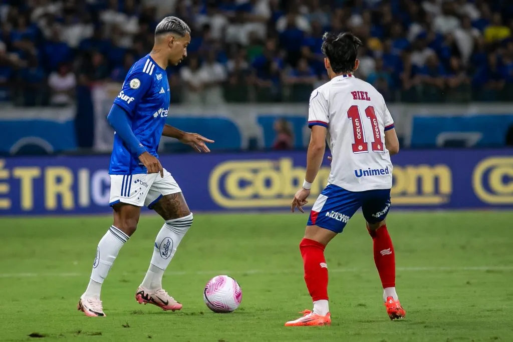 MG – BELO HORIZONTE – 18/10/2024 – BRASILEIRO A 2024, CRUZEIRO X BAHIA – Matheus Pereira jogador do Cruzeiro durante partida contra o Bahia no estadio Mineirao pelo campeonato Brasileiro A 2024. Foto: Fernando Moreno/AGIF
