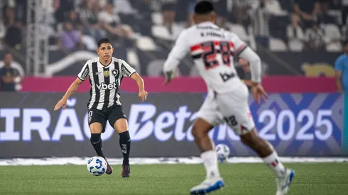 Botafogo x São Paulo pelo Brasileirão 2025 (2). Foto: Thiago Ribeiro/AGIF