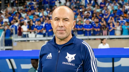 Jardim tecnico do Cruzeiro durante partida contra o Bahia