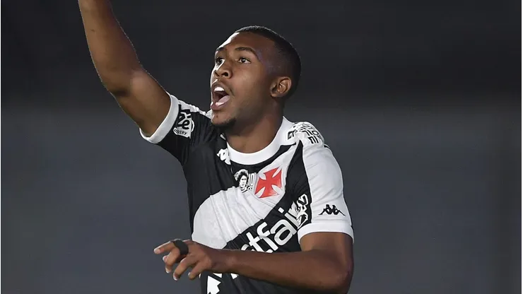 Rayan está pedindo passagem no Vasco.