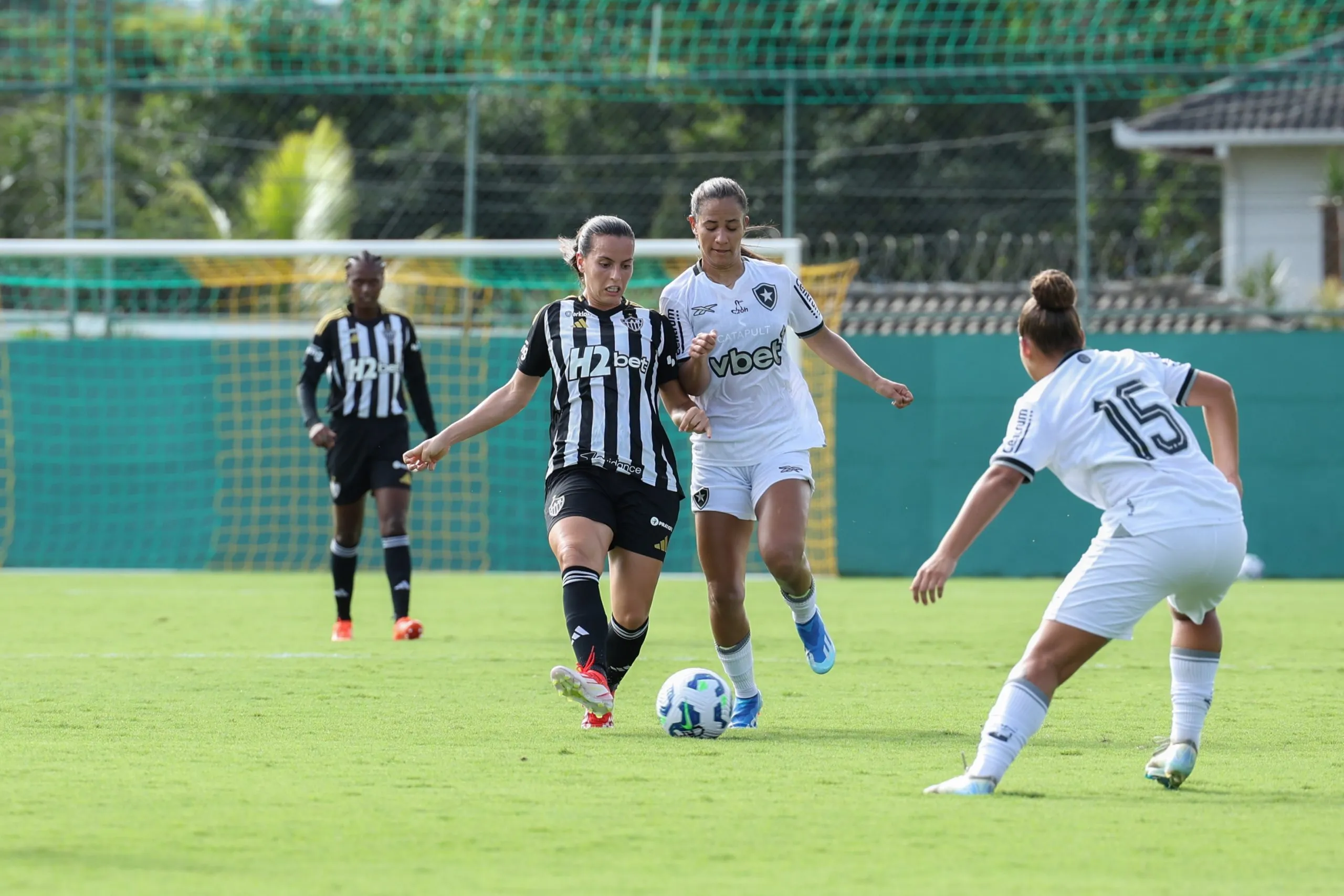 Botafogo busca empate contra o Atlético-MG na estreia do Brasileirão Feminino A2