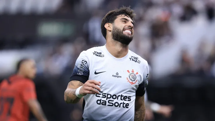 Yuri Alberto lamenta chance perdida em Corinthians x Sport. Foto: Marcello Zambrana/AGIF