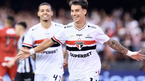 Ferreirinha comemorando seu gol pelo São Paulo. Marcello Zambrana/AGIF