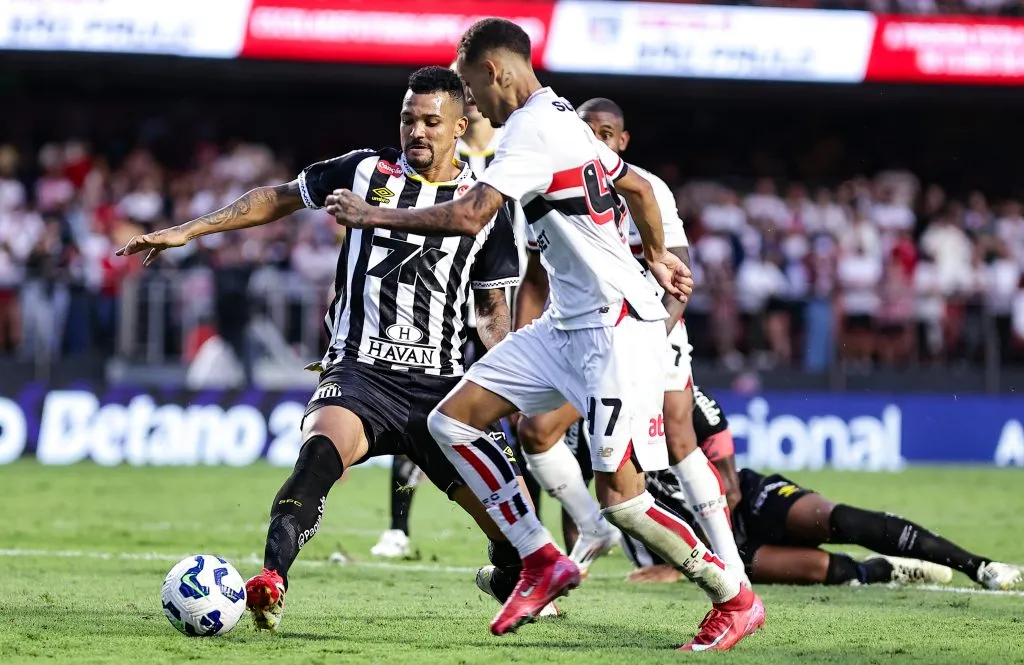 São Paulo x Santos pelo Brasileirão 2025. Foto: Fabio Giannelli/AGIF