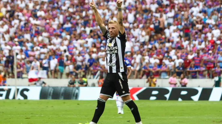 Pedro Henrique retorna no Ceará. Lucas Emanuel/AGIF