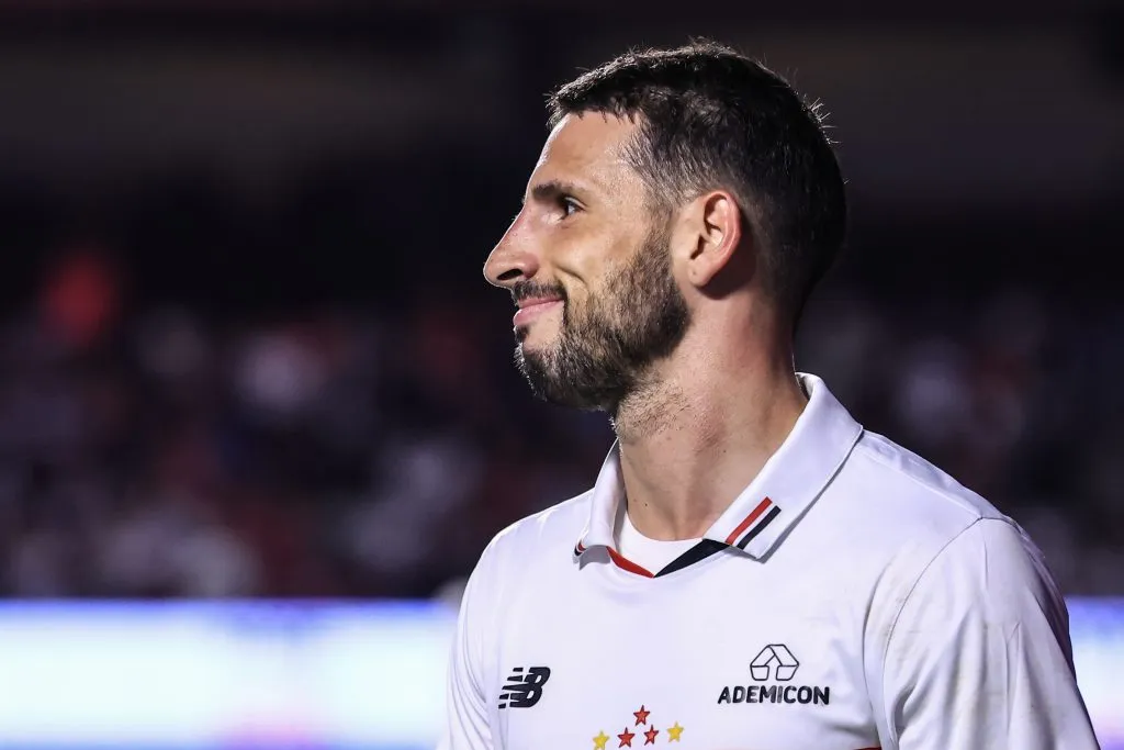 Calleri durante partida contra o Goiás na Copa Do Brasil de 2024. Foto: Marcello Zambrana/AGIF