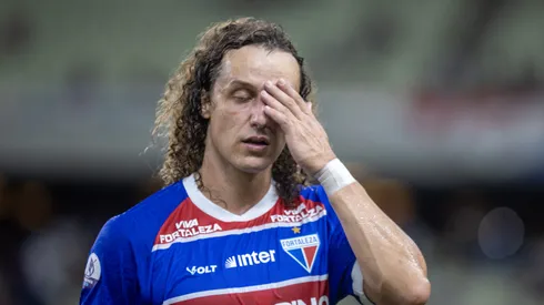 David Luiz jogador do Fortaleza lamenta durante partida contra o Ceará no estádio Arena Castelão pelo campeonato Cearense 2025. Foto: Lucas Emanuel/AGIF